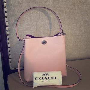 55200 coach